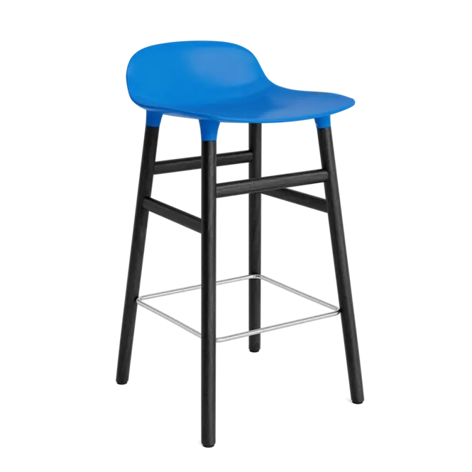 Tijdelijk Beschikbaar Normann Copenhagen Form Barstoel Bright Blue 65 cm Black Oak